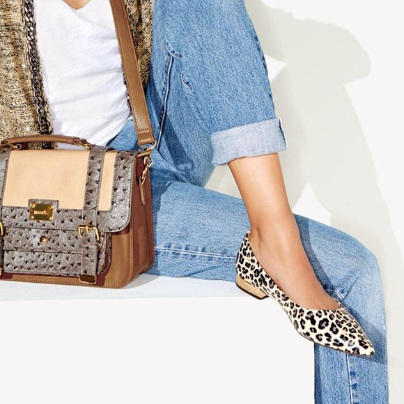 NWT Avon Mark Leather Leopard Print Flats - Picture 2 of 8